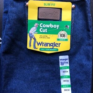 Men’s brand new never worn Slim Fit Cowboy Cut Wrangler Jeans.